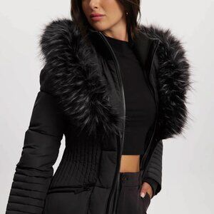 NOIZE Gigi Parka HUGE faux fur trim hood form fitting stylish design black coat
